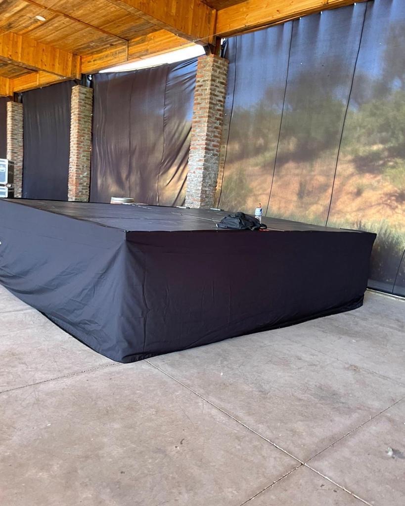 Módulos de escenario - Foto 1